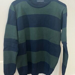*SOLD* Brandy Melville Crewneck Sweater - Green and Navy